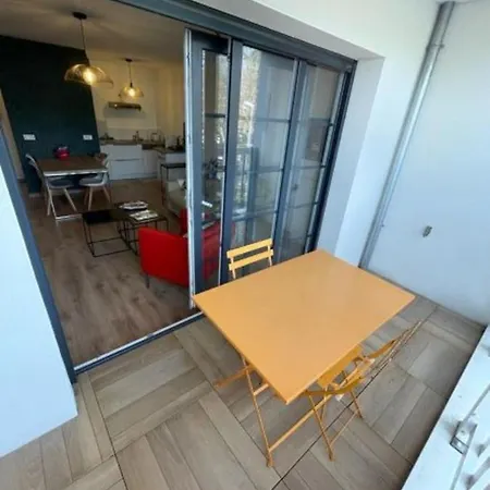 Apartment Near The Beach -5 Min Walk Appartement *